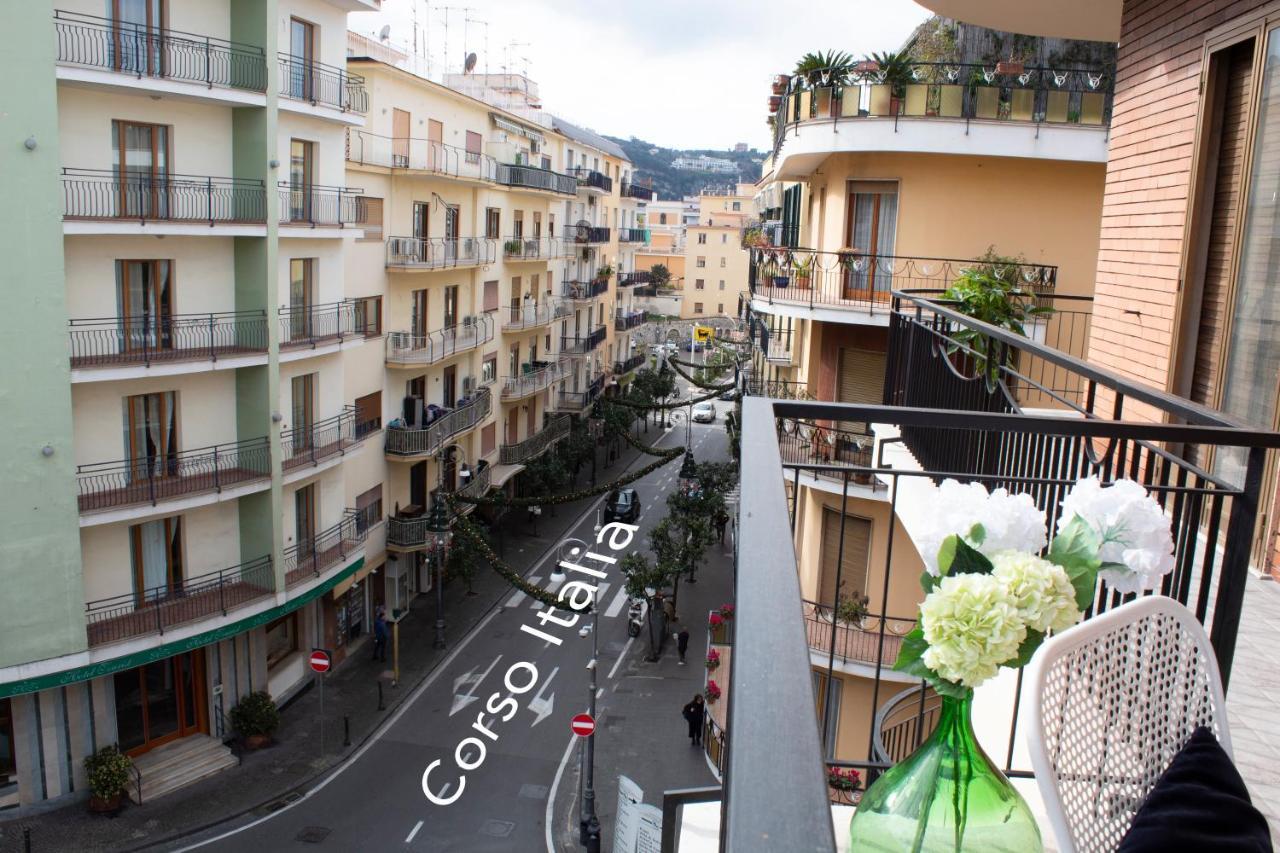 Apartmán Casa Derosa In Sorrento Centro Exteriér fotografie